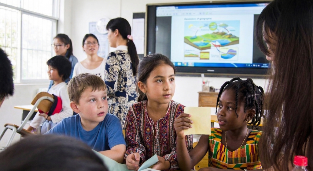 Dubai yaz okulu-küçükler sınıfı